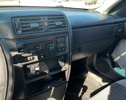 Зеленый Опель Вектра, объемом двигателя 1.7 л и пробегом 300 тыс. км за 2200 $, фото 14 на Automoto.ua