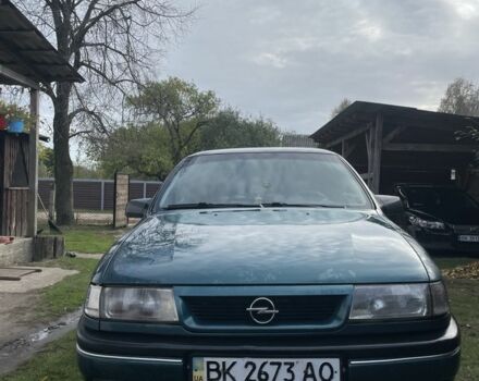 Опель Вектра 1995 в Ровно на Automoto.ua Зеленый Опель Вектра, объемом двигателя 1.6 л и пробегом 300 тыс. км за 1500 $, фото 3 на Automoto.ua