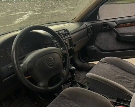 Зелений Опель Вектра, об'ємом двигуна 0 л та пробігом 407 тис. км за 1100 $, фото 3 на Automoto.ua