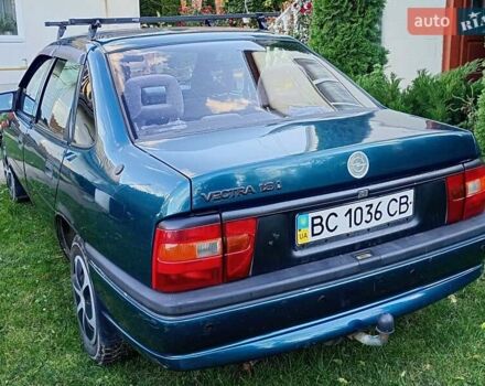 Зеленый Опель Вектра, объемом двигателя 1.8 л и пробегом 300 тыс. км за 1200 $, фото 3 на Automoto.ua