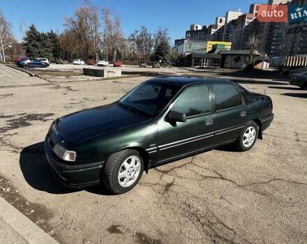 Зелений Опель Вектра, об'ємом двигуна 1.7 л та пробігом 300 тис. км за 2200 $, фото 14 на Automoto.ua