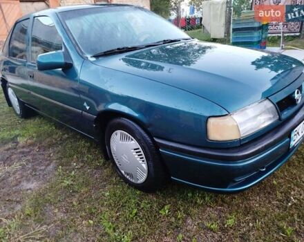 Зелений Опель Вектра, об'ємом двигуна 1.8 л та пробігом 255 тис. км за 2000 $, фото 1 на Automoto.ua