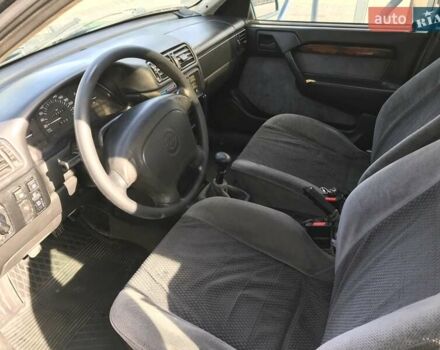 Зеленый Опель Вектра, объемом двигателя 2 л и пробегом 316 тыс. км за 1400 $, фото 5 на Automoto.ua