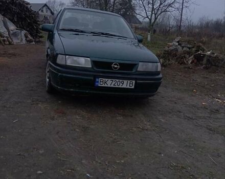 Зеленый Опель Вектра, объемом двигателя 1.7 л и пробегом 268 тыс. км за 1500 $, фото 1 на Automoto.ua