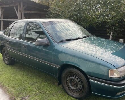 Опель Вектра 1995 в Ровно на Automoto.ua Зеленый Опель Вектра, объемом двигателя 1.6 л и пробегом 300 тыс. км за 1500 $, фото 1 на Automoto.ua