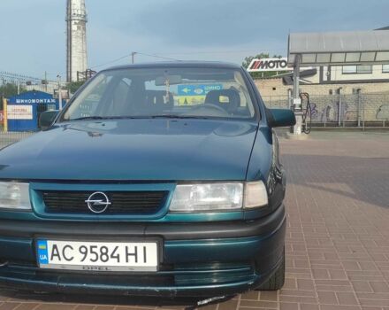 Зеленый Опель Вектра, объемом двигателя 1.6 л и пробегом 272 тыс. км за 1900 $, фото 4 на Automoto.ua