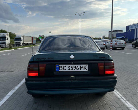 Зелений Опель Вектра, об'ємом двигуна 2 л та пробігом 300 тис. км за 1700 $, фото 6 на Automoto.ua