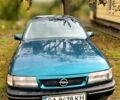 Зеленый Опель Вектра, объемом двигателя 2 л и пробегом 319 тыс. км за 2000 $, фото 1 на Automoto.ua