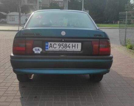 Зеленый Опель Вектра, объемом двигателя 1.6 л и пробегом 272 тыс. км за 1900 $, фото 2 на Automoto.ua