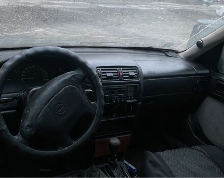 Зелений Опель Вектра, об'ємом двигуна 2 л та пробігом 200 тис. км за 500 $, фото 6 на Automoto.ua