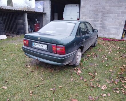 Зеленый Опель Вектра, объемом двигателя 1.7 л и пробегом 250 тыс. км за 1350 $, фото 2 на Automoto.ua