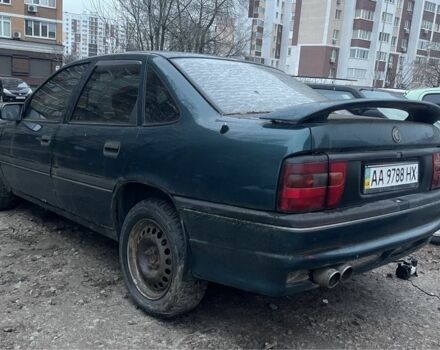 Зелений Опель Вектра, об'ємом двигуна 2 л та пробігом 200 тис. км за 500 $, фото 4 на Automoto.ua