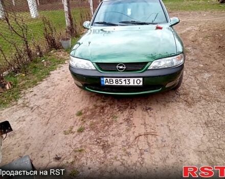 Зеленый Опель Вектра, объемом двигателя 1.8 л и пробегом 120 тыс. км за 3000 $, фото 3 на Automoto.ua