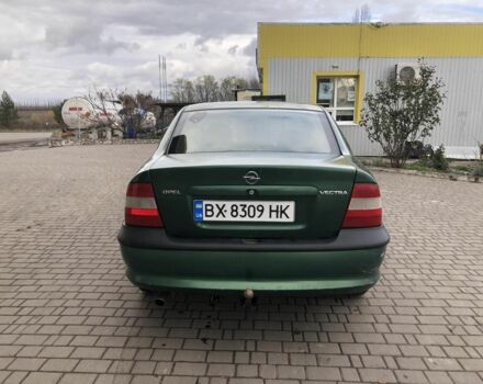 Зеленый Опель Вектра, объемом двигателя 1.6 л и пробегом 250 тыс. км за 1400 $, фото 1 на Automoto.ua
