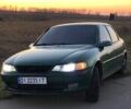 Зелений Опель Вектра, об'ємом двигуна 1.6 л та пробігом 389 тис. км за 2400 $, фото 1 на Automoto.ua