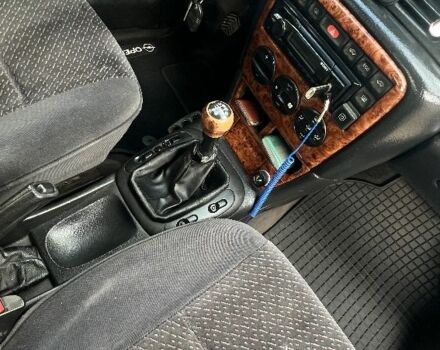 Зеленый Опель Вектра, объемом двигателя 2 л и пробегом 340 тыс. км за 3300 $, фото 7 на Automoto.ua