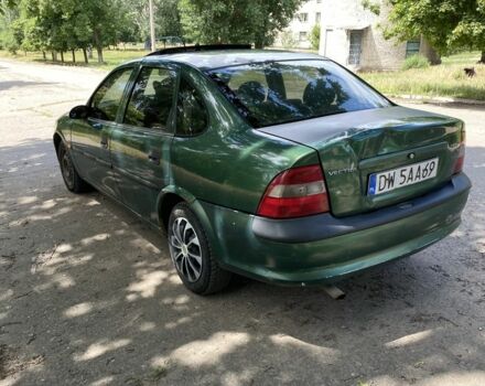 Зелений Опель Вектра, об'ємом двигуна 1.6 л та пробігом 330 тис. км за 1200 $, фото 2 на Automoto.ua