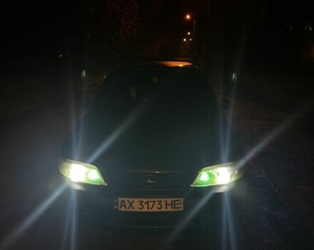 Опель Вектра 1996 в Харькове на Automoto.ua Зеленый Опель Вектра, объемом двигателя 1.8 л и пробегом 240 тыс. км за 2505 $, фото 3 на Automoto.ua