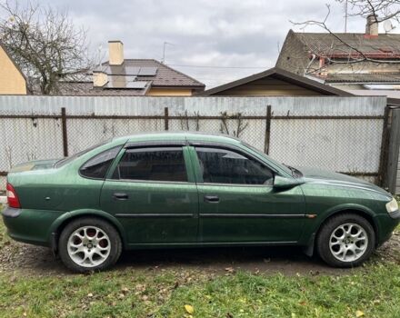 Зелений Опель Вектра, об'ємом двигуна 1.6 л та пробігом 273 тис. км за 2800 $, фото 13 на Automoto.ua