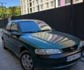 Зеленый Опель Вектра, объемом двигателя 1.6 л и пробегом 400 тыс. км за 1800 $, фото 1 на Automoto.ua