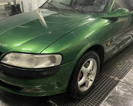 Зеленый Опель Вектра, объемом двигателя 1.8 л и пробегом 280 тыс. км за 2500 $, фото 3 на Automoto.ua