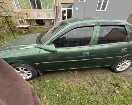 Зелений Опель Вектра, об'ємом двигуна 1.6 л та пробігом 273 тис. км за 2800 $, фото 5 на Automoto.ua