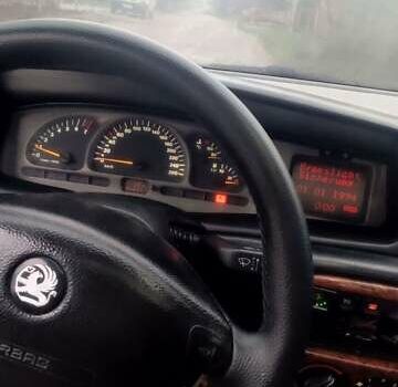 Зеленый Опель Вектра, объемом двигателя 2 л и пробегом 246 тыс. км за 2000 $, фото 46 на Automoto.ua