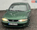 Зелений Опель Вектра, об'ємом двигуна 2 л та пробігом 359 тис. км за 899 $, фото 2 на Automoto.ua