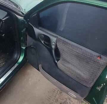 Зеленый Опель Вектра, объемом двигателя 2 л и пробегом 246 тыс. км за 2000 $, фото 35 на Automoto.ua