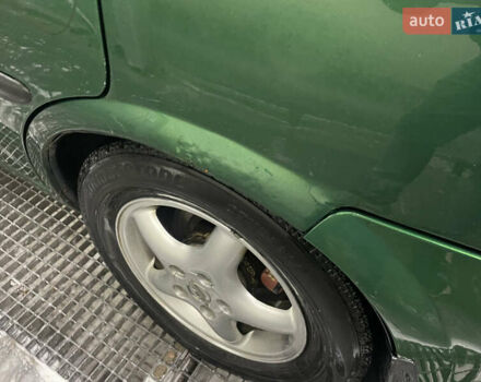 Зеленый Опель Вектра, объемом двигателя 1.8 л и пробегом 280 тыс. км за 2500 $, фото 5 на Automoto.ua
