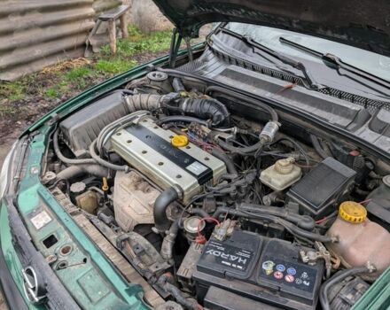 Зелений Опель Вектра, об'ємом двигуна 2 л та пробігом 1000 тис. км за 2000 $, фото 3 на Automoto.ua