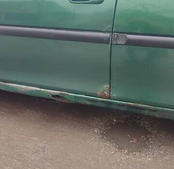 Зеленый Опель Вектра, объемом двигателя 2 л и пробегом 246 тыс. км за 2000 $, фото 20 на Automoto.ua