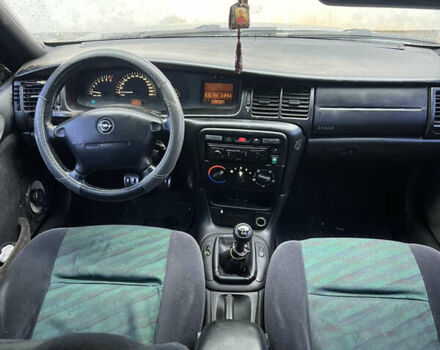 Зелений Опель Вектра, об'ємом двигуна 2 л та пробігом 359 тис. км за 899 $, фото 15 на Automoto.ua