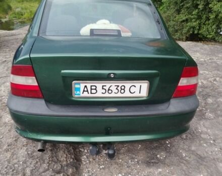 Зеленый Опель Вектра, объемом двигателя 1.6 л и пробегом 290 тыс. км за 2100 $, фото 4 на Automoto.ua