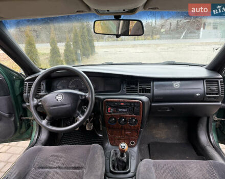 Зеленый Опель Вектра, объемом двигателя 1.6 л и пробегом 405 тыс. км за 1600 $, фото 22 на Automoto.ua