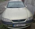 Опель Вектра 1996 у Дніпро (Дніпропетровську) на Automoto.ua Зелений Опель Вектра, об'ємом двигуна 2 л та пробігом 3 тис. км за 700 $, фото 1 на Automoto.ua