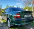 Зеленый Опель Вектра, объемом двигателя 1.6 л и пробегом 334 тыс. км за 2400 $, фото 4 на Automoto.ua