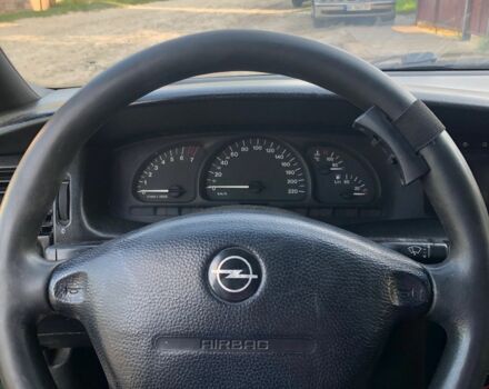 Зеленый Опель Вектра, объемом двигателя 1.6 л и пробегом 280 тыс. км за 1000 $, фото 16 на Automoto.ua