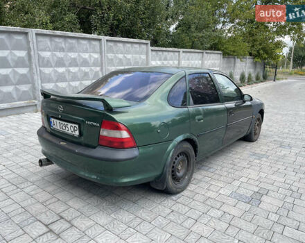 Зеленый Опель Вектра, объемом двигателя 1.8 л и пробегом 350 тыс. км за 999 $, фото 5 на Automoto.ua