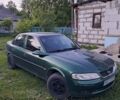Зеленый Опель Вектра, объемом двигателя 1.8 л и пробегом 320 тыс. км за 2397 $, фото 1 на Automoto.ua