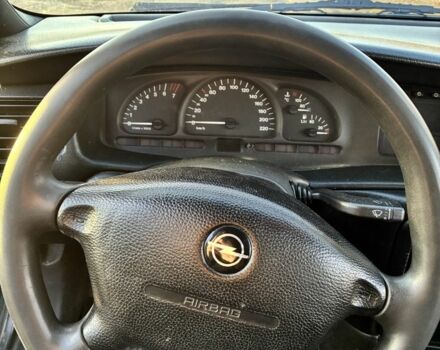 Зеленый Опель Вектра, объемом двигателя 2 л и пробегом 370 тыс. км за 1000 $, фото 8 на Automoto.ua