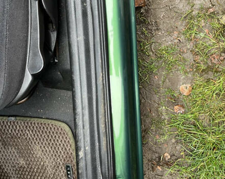 Зеленый Опель Вектра, объемом двигателя 1.6 л и пробегом 273 тыс. км за 2800 $, фото 10 на Automoto.ua