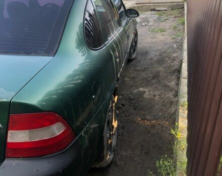 Зеленый Опель Вектра, объемом двигателя 1.6 л и пробегом 280 тыс. км за 1000 $, фото 1 на Automoto.ua