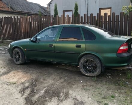 Зеленый Опель Вектра, объемом двигателя 1.6 л и пробегом 280 тыс. км за 1000 $, фото 9 на Automoto.ua