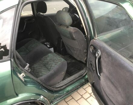 Зеленый Опель Вектра, объемом двигателя 1.6 л и пробегом 250 тыс. км за 1400 $, фото 9 на Automoto.ua