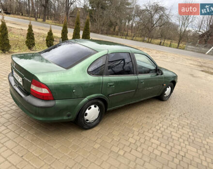 Зеленый Опель Вектра, объемом двигателя 1.6 л и пробегом 405 тыс. км за 1600 $, фото 11 на Automoto.ua