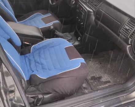 Зеленый Опель Вектра, объемом двигателя 1.6 л и пробегом 296 тыс. км за 2250 $, фото 10 на Automoto.ua