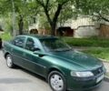 Зеленый Опель Вектра, объемом двигателя 1.7 л и пробегом 282 тыс. км за 2500 $, фото 1 на Automoto.ua