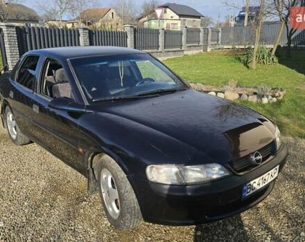 Зеленый Опель Вектра, объемом двигателя 1.8 л и пробегом 251 тыс. км за 2250 $, фото 4 на Automoto.ua