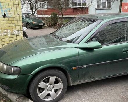 Зеленый Опель Вектра, объемом двигателя 2.5 л и пробегом 365 тыс. км за 2650 $, фото 2 на Automoto.ua